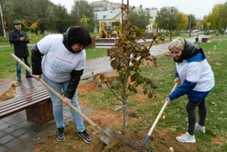 Волонтеры «Газпромнефть-Аэро» провели экологическую эстафету в Астраханской области