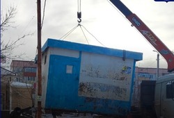 В Ахтубинске демонтируют самовольно установленные нестационарные торговые объекты
