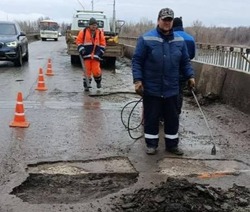 В Ахтубинске начался ямочный ремонт дорог