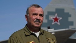  Президент РФ повысил начальника ахтубинского лётно-испытательного центра в звании