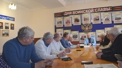 Ахтубинские ветераны обсудили ремонт городских объектов