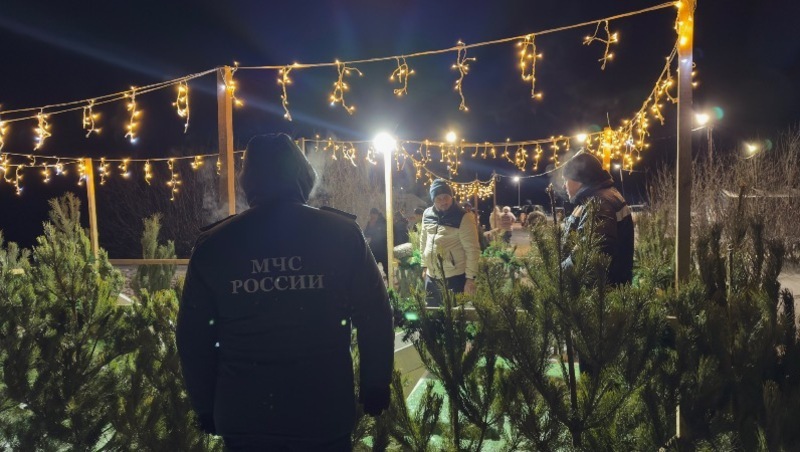 Более полутора тысяч ахтубинцев посетили иордань на Крещение