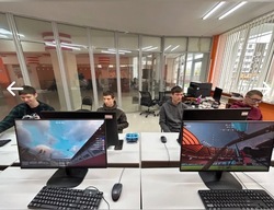 Стартовал второй цикл Студенческой лиги дронов АГУ