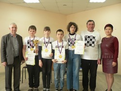 Юные ахтубинские шашисты победили на областных соревнованиях