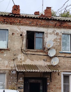 В Ахтубинске зафиксировано обрушение в аварийном доме